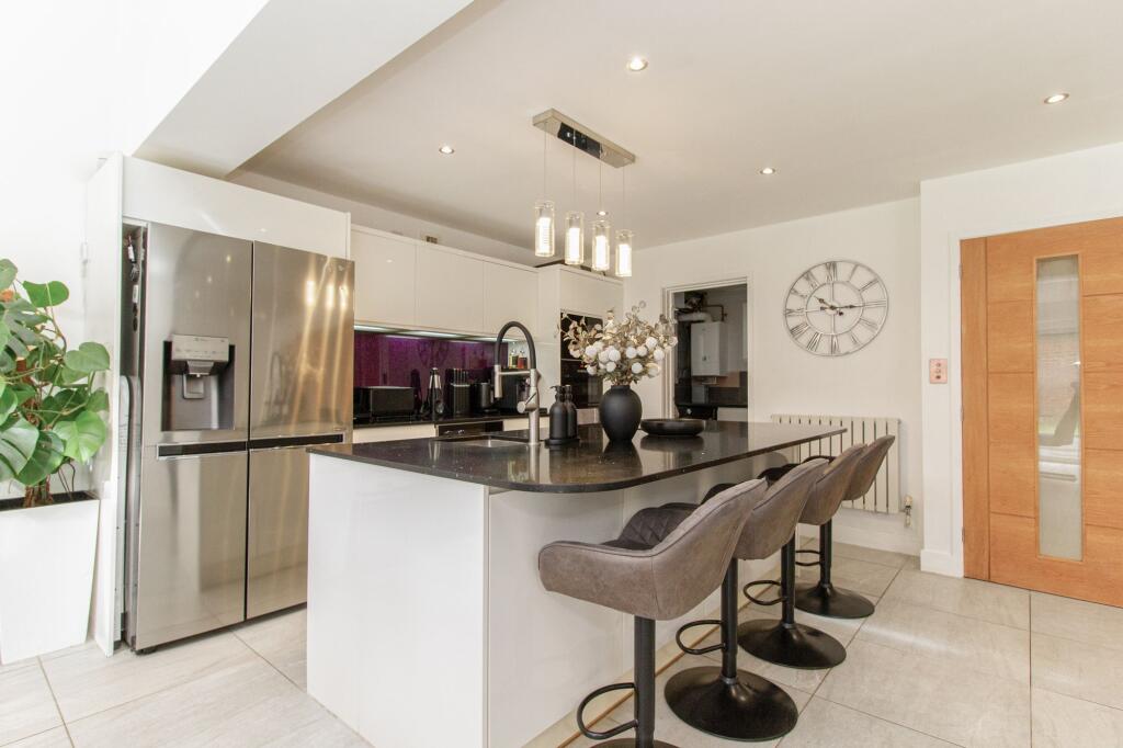 House in Guildford - View 5