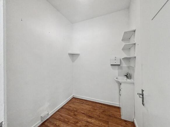 Office 6, Crown House, Church Row, Pershore