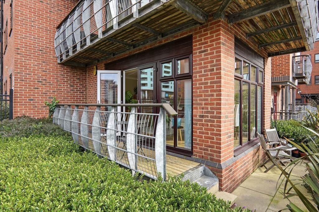 Apartment in Leeds, Steander, Richmond Hill - View 4