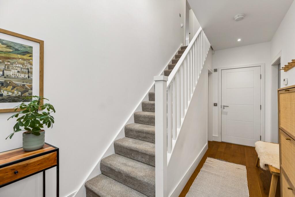 House in Glasgow - View 5