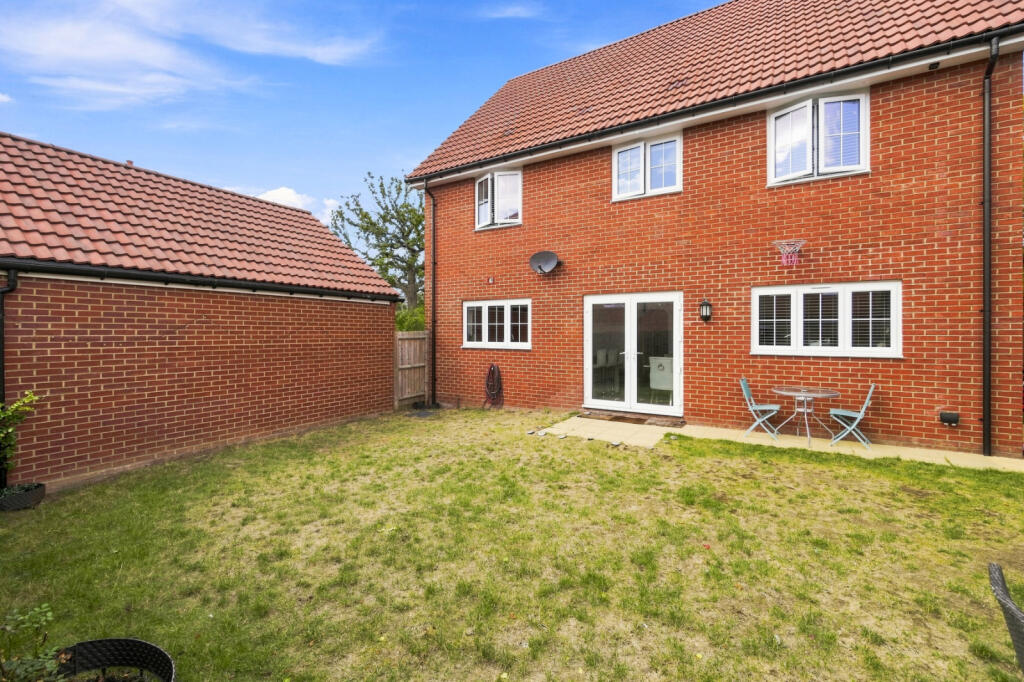 House in Chelmsford - View 2