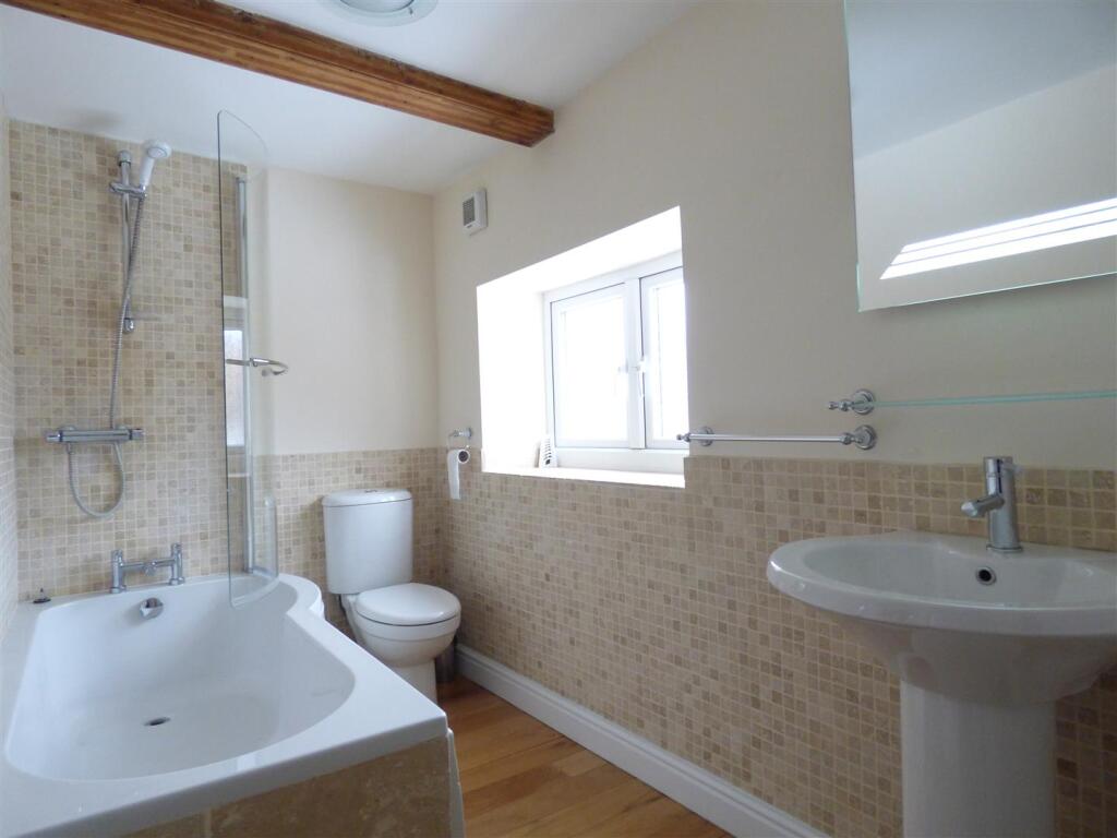House in Bedale, North Yorkshire - More
