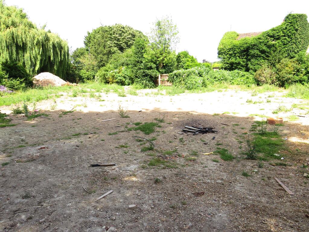 Main image of property: Nene Parade, March