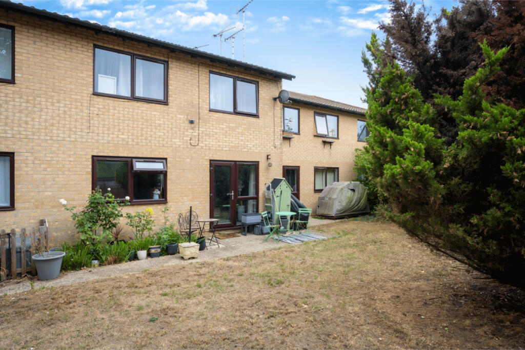 Apartment in Basildon, Queens Park, Billericay - View 4