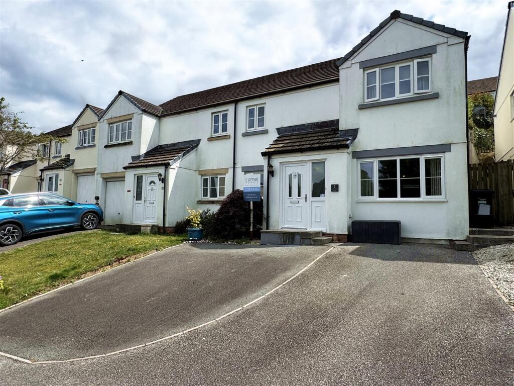 Main image of property: Alexander Grove, Par