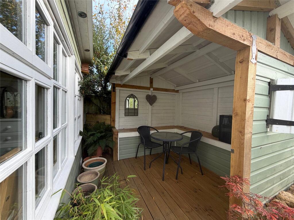 House in Northampton - View 5