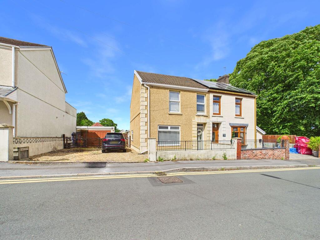 Main image of property: Bryngwyn Road, Llanelli, SA14