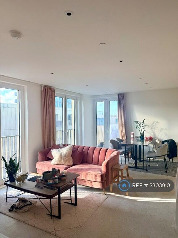 Main image of property: Sidney St, London, E1