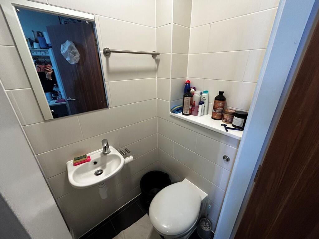 Apartment in Liverpool, Everton - View 3