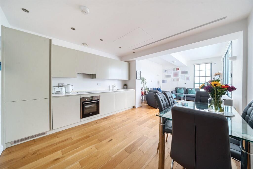 Main image of property: Western Avenue, Perivale, Greenford