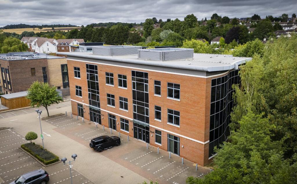 2 Waterside, Station Road, Harpenden, AL5 4US