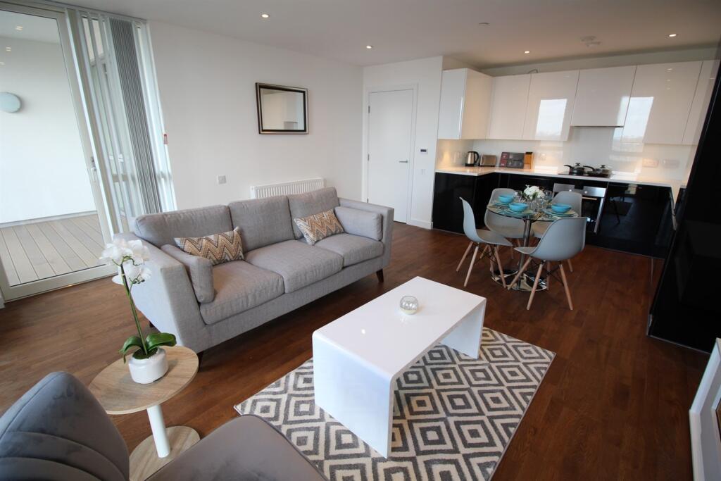 Main image of property: Discovery Tower, E16