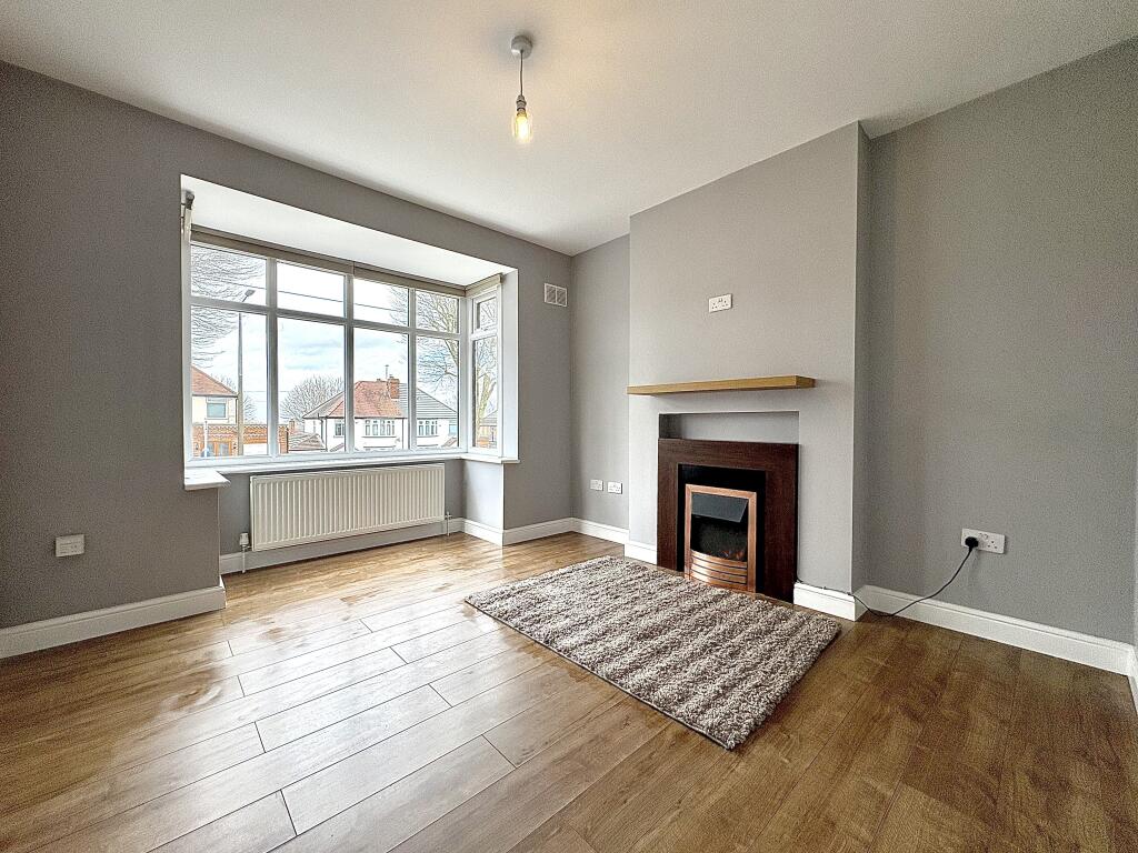 The Broadway, DUDLEY, DY1 3EB photo 2