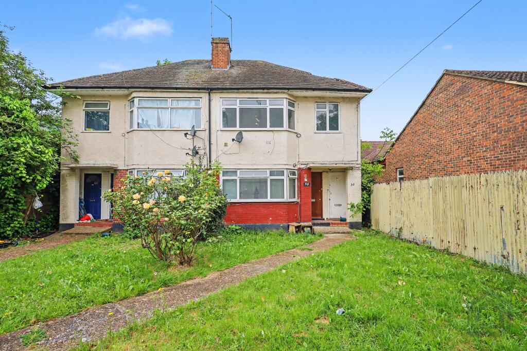 39 Gloucester Close, London, NW10 8EG photo 2