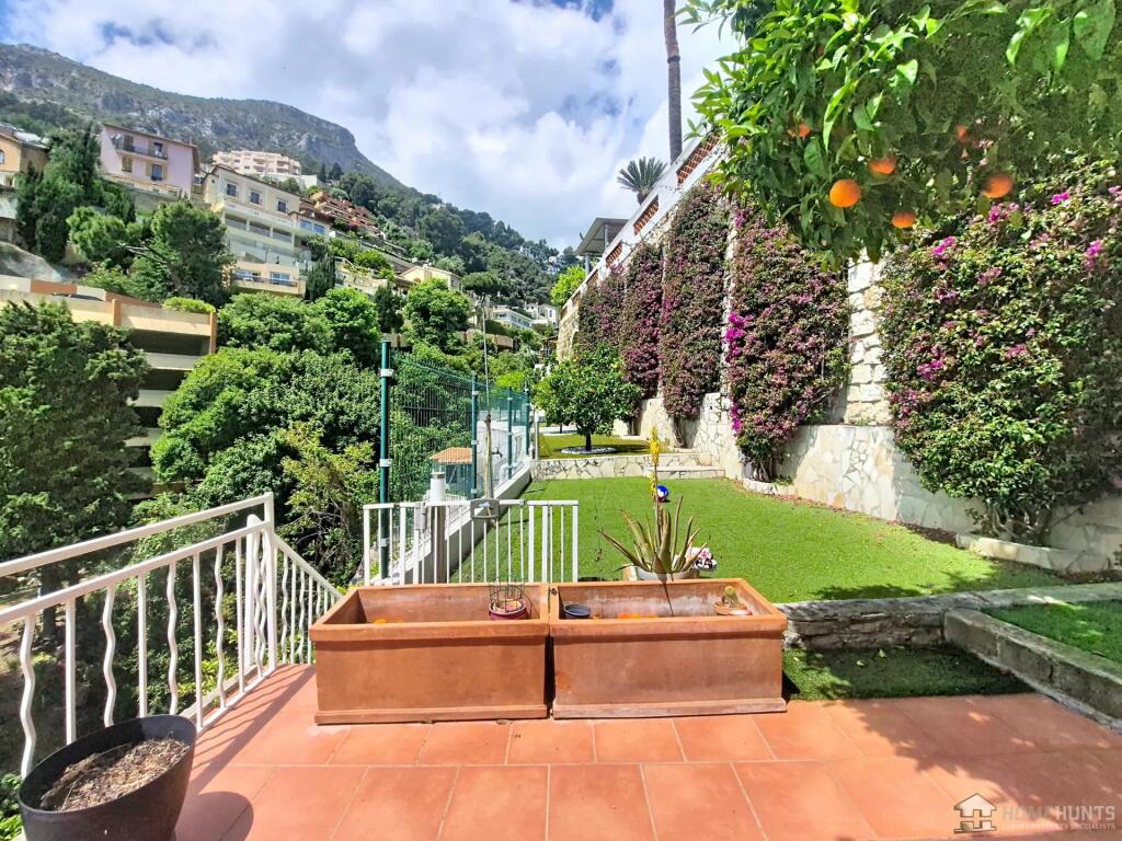 Main image of property: Provence-Alps-Cote d`Azur, Alpes-Maritimes, Roquebrune-Cap-Martin