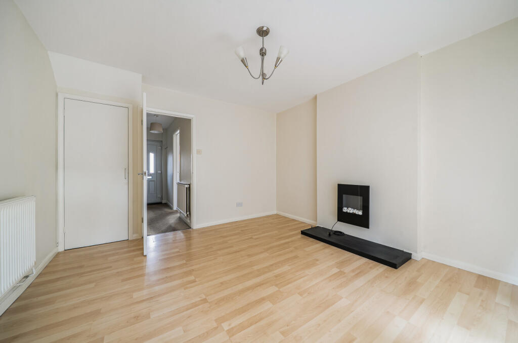 House in Reading - View 3