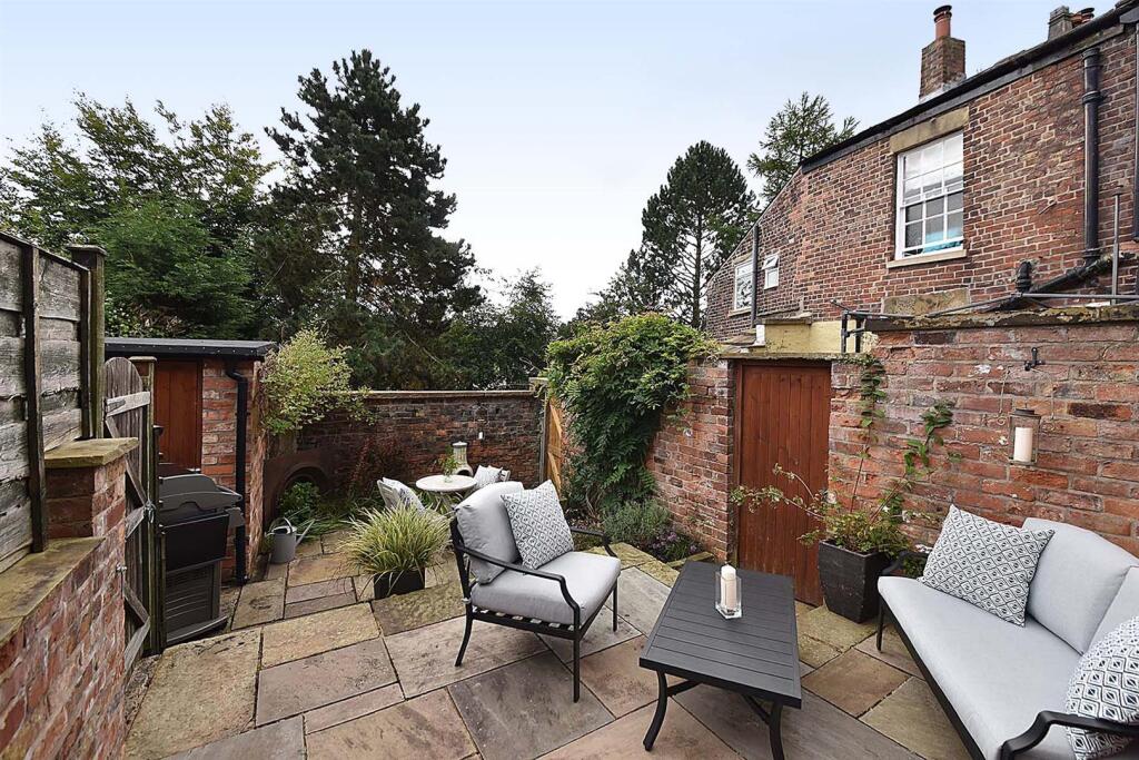 House in Macclesfield, Tytherington Business Village, Tytherington - View 5