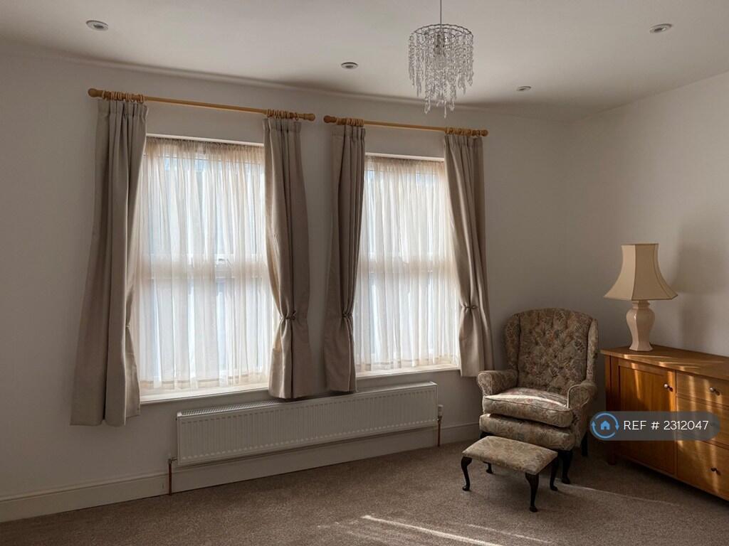 Main image of property: Thackeray Avenue, London, N17