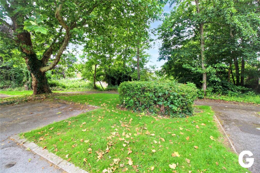 Apartment in New Forest, Ringwood - View 2