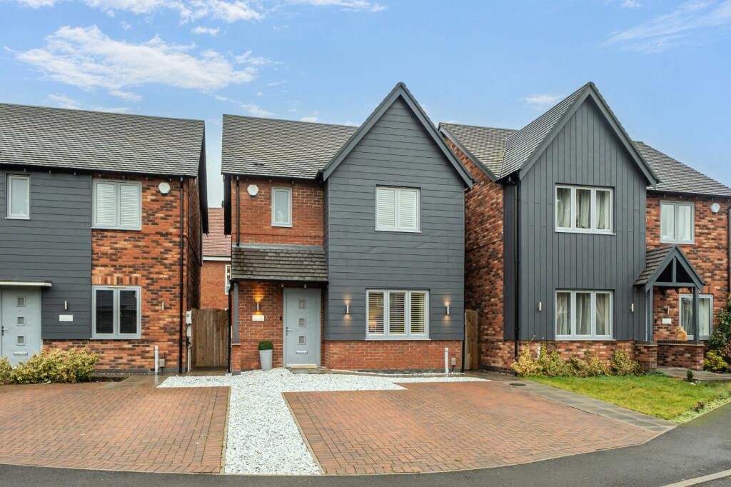 Main image of property: Village Gardens, Studley, Warwickshire, B80
