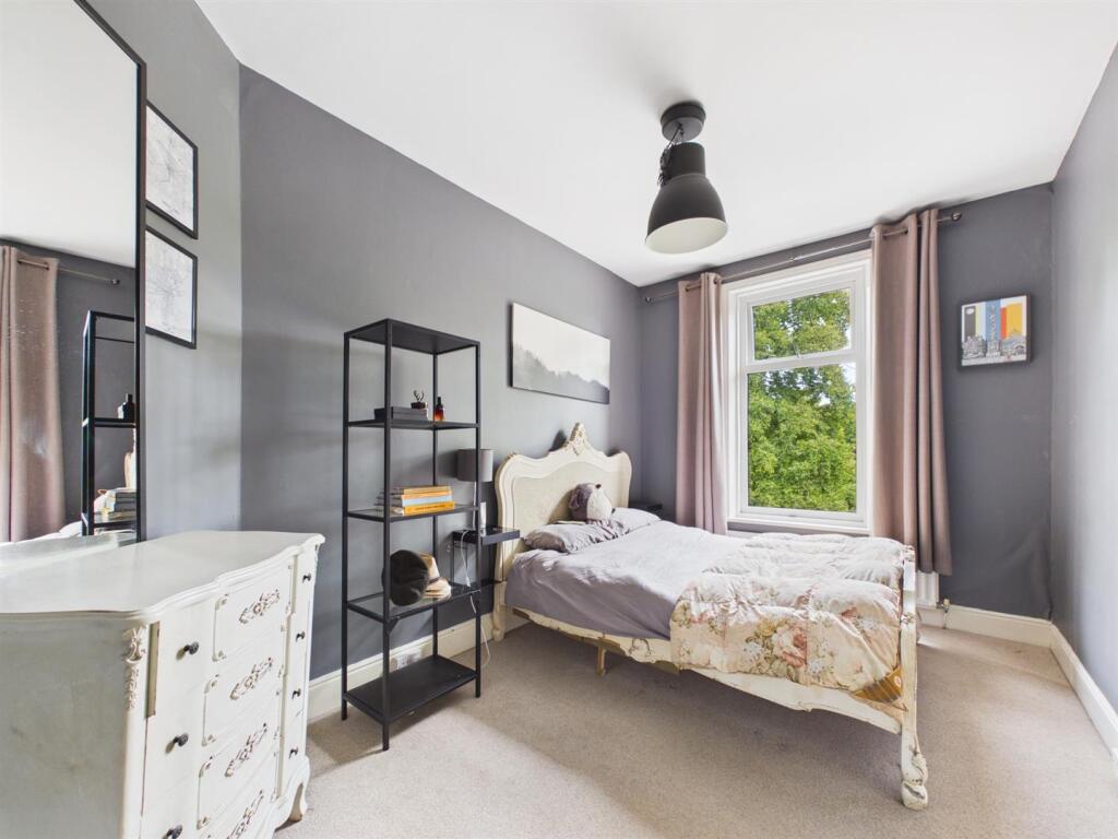Apartment in North Tyneside, North East - More
