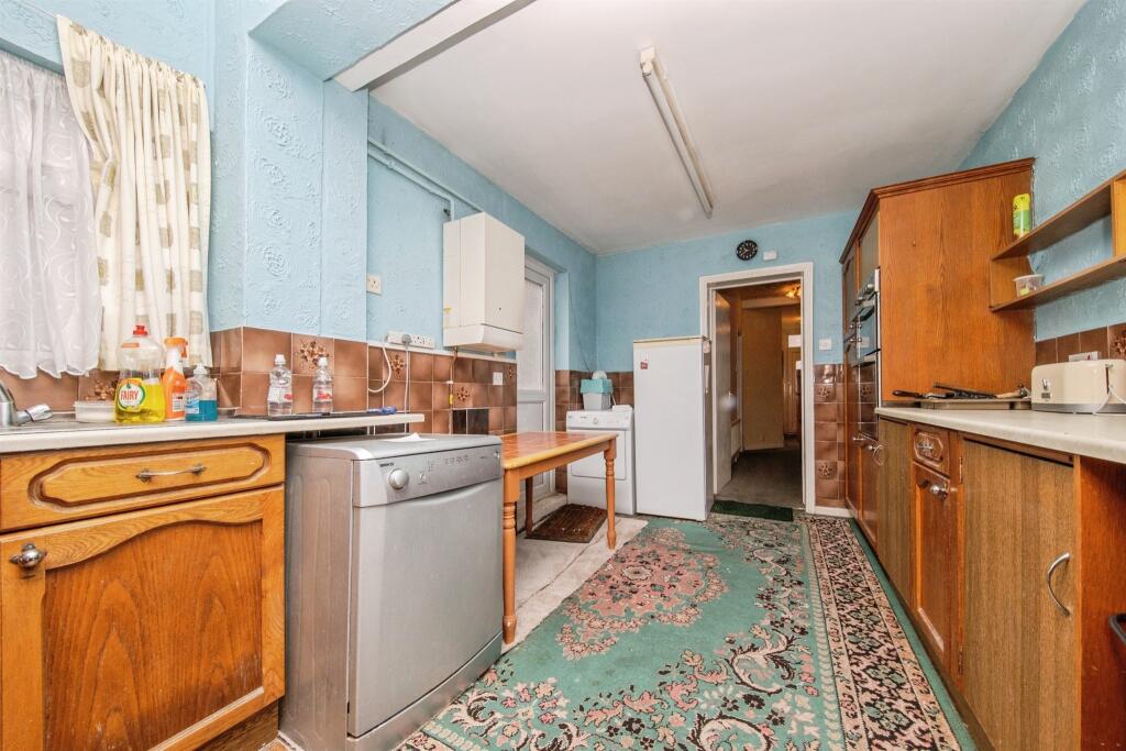 Waddesdon Road, HARWICH photo 3