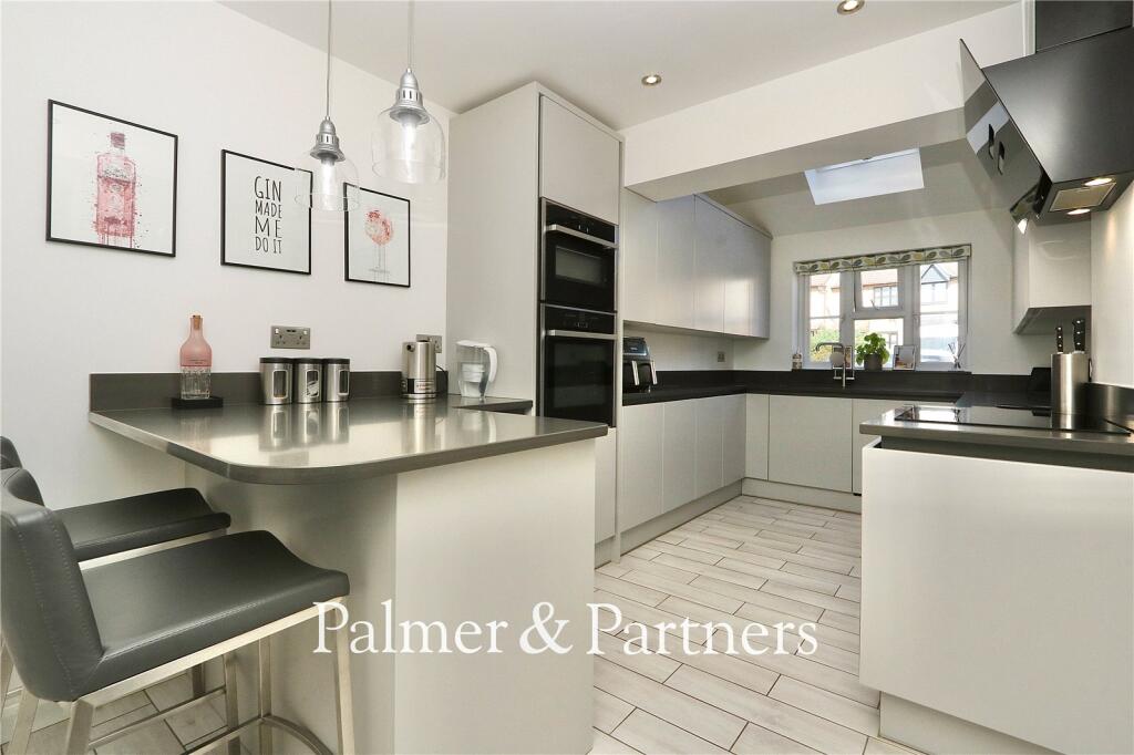 House in Ipswich, Belstead Hills - View 4