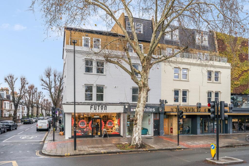Main image of property: Lennards Court, Chiswick High Road, Chiswick, London, W4