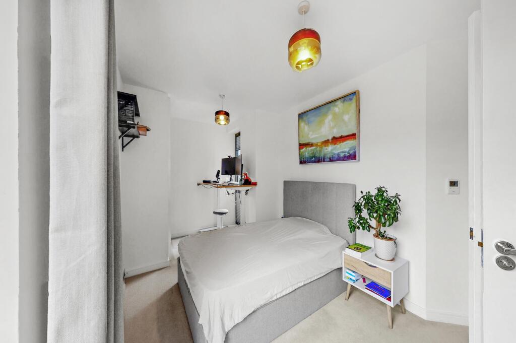 Nihill Place, Croydon - View 5