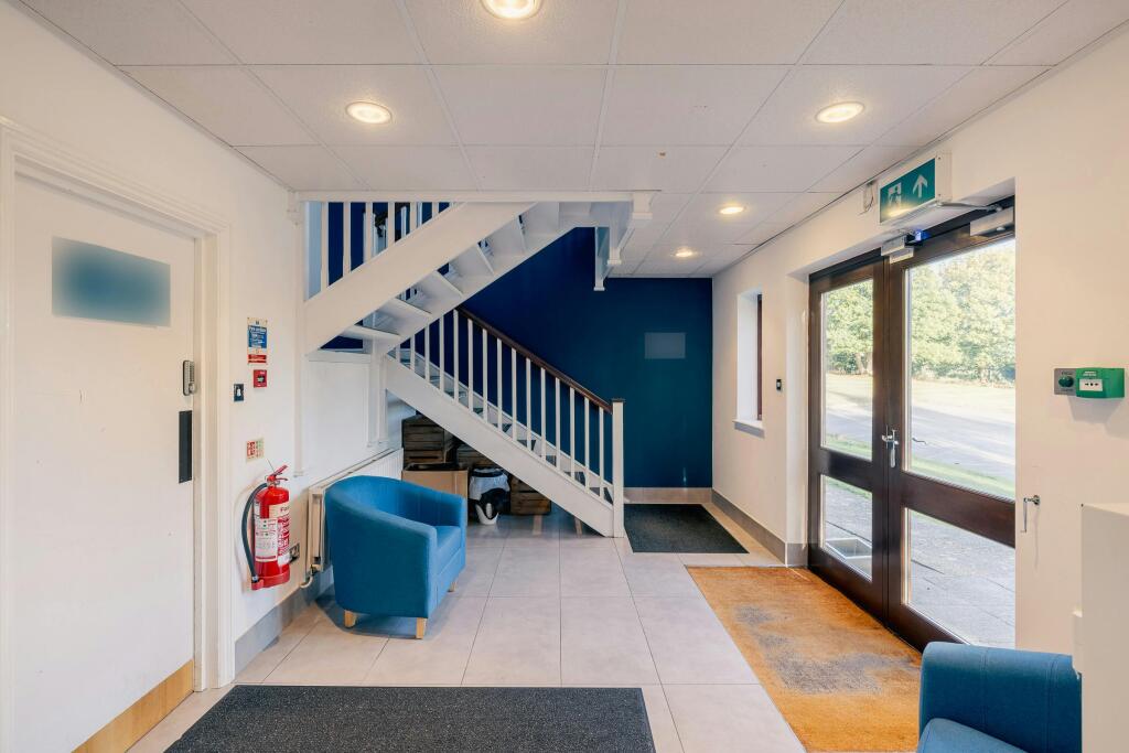(2026-09-23)_Vantage House_(Rightmove)-8.jpg