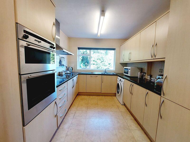 House in Mole Valley, Surrey - View 3