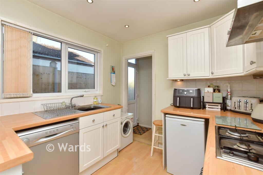 House in Minster-on-Sea, Neats Court - View 5