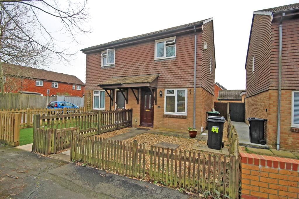 Main image of property: Longleat Gardens, New Milton, Hampshire, BH25