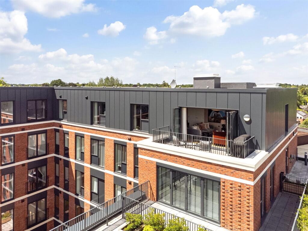 Main image of property: Imperial House, Princes Gate, Homer Road, Solihull, West Midlands, B91