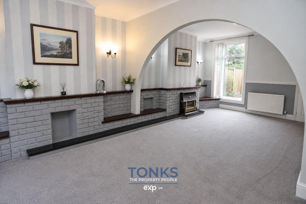 House in Sandwell, West Midlands - View 4