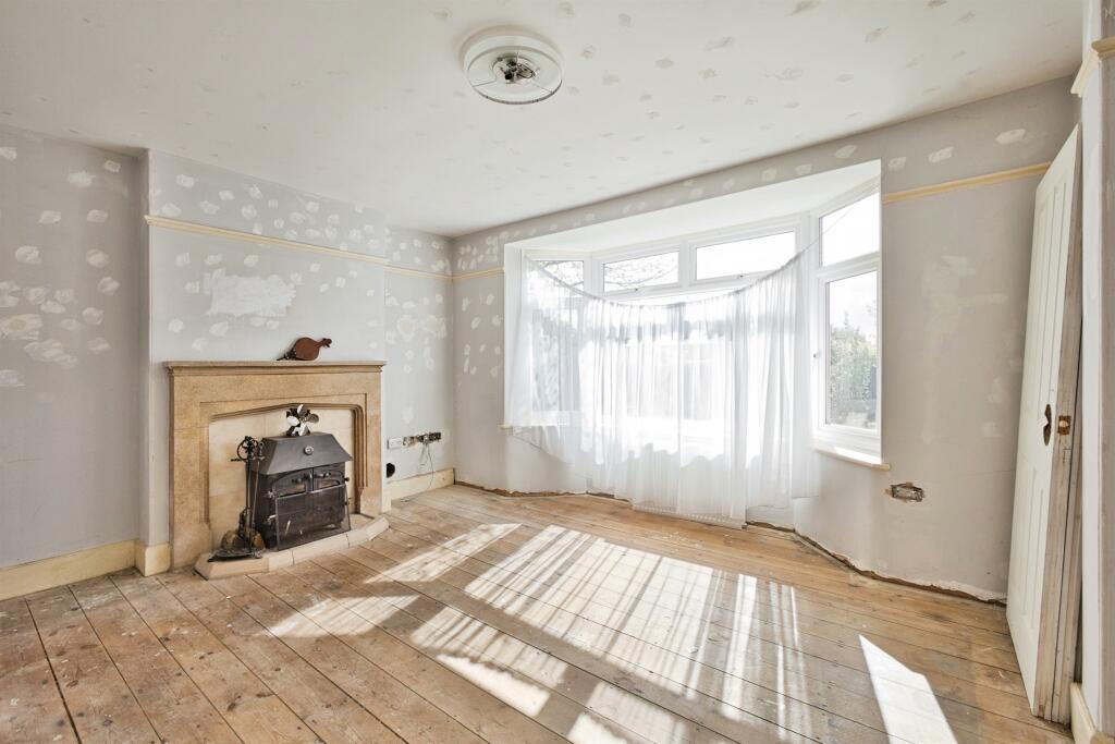 House in Bath - More