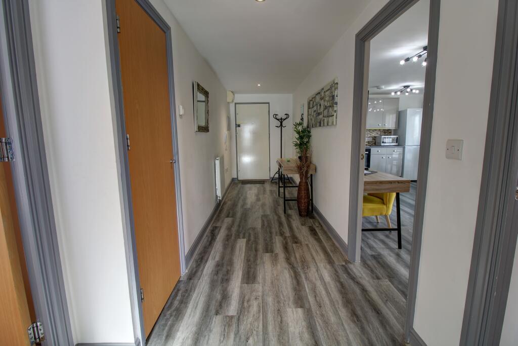 Apartment in Ipswich - View 5