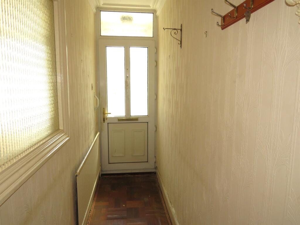House in Wellingborough, Burrow's Bush - View 2