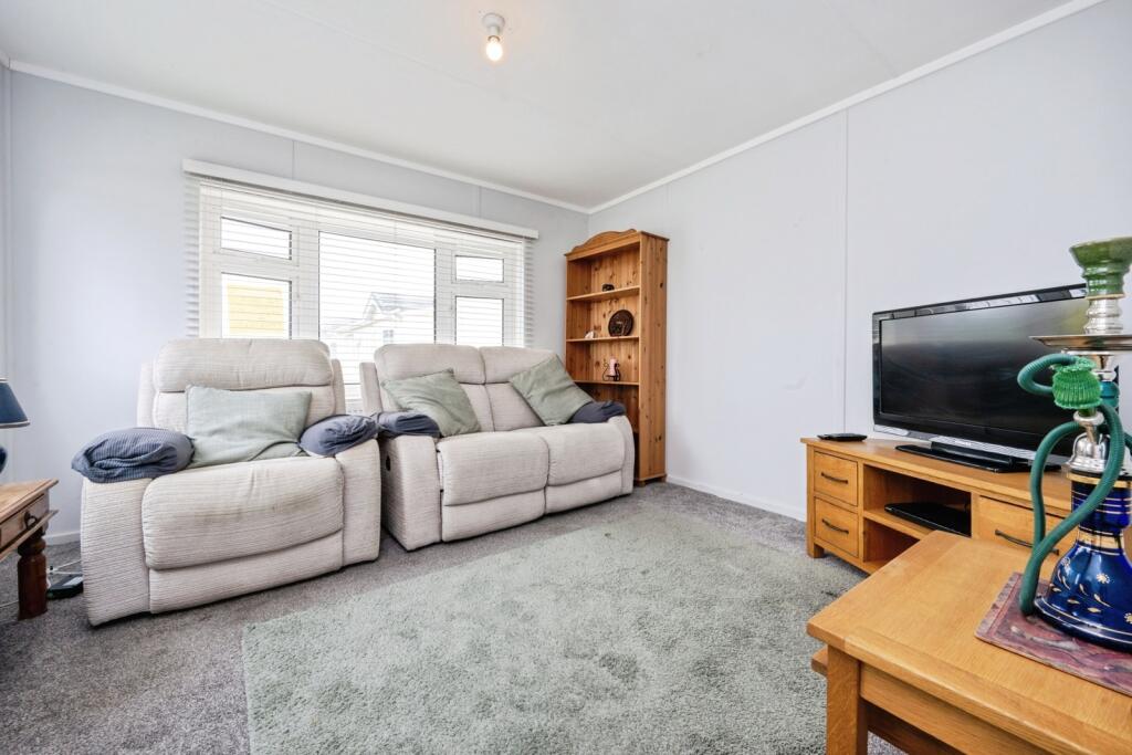 Hillcrest Park, Wilbury Hills Road, Letchworth Garden City, Hertfordshire, SG6 - View 5