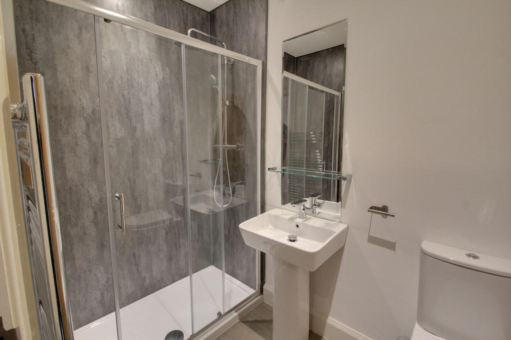 House in Leicester - View 4