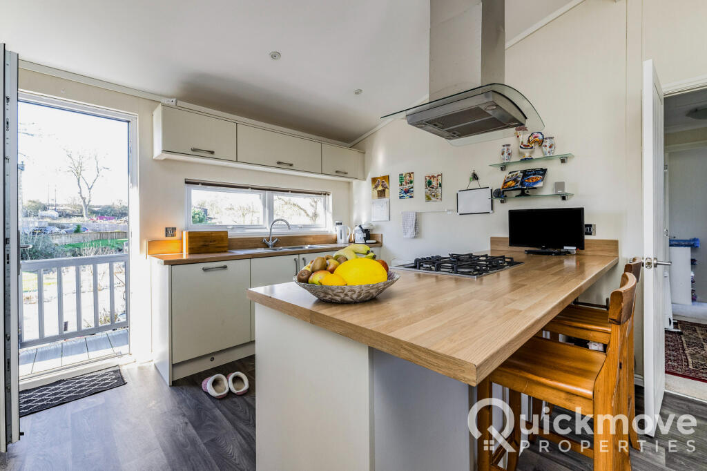 Peterborough, Cambridgeshire, PE8 photo 4