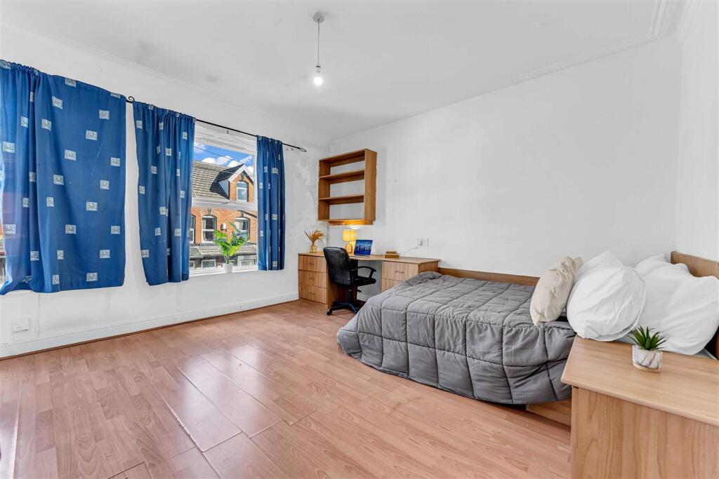 Main image of property: Hessle Mount, Leeds