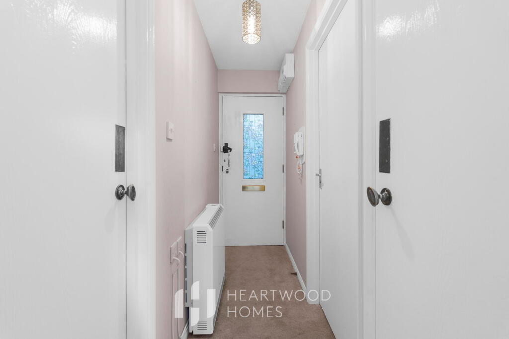 Apartment in St Albans, Fleetville - More