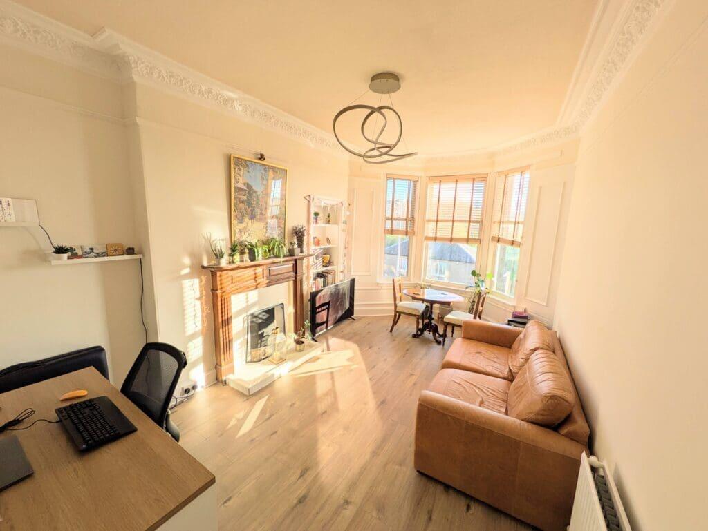 Main image of property: 0453L Lochend Road, Edinburgh, EH6 8BX