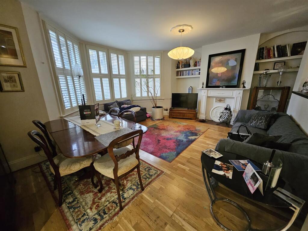 Apartment in Hove, Brighton and Hove - View 3