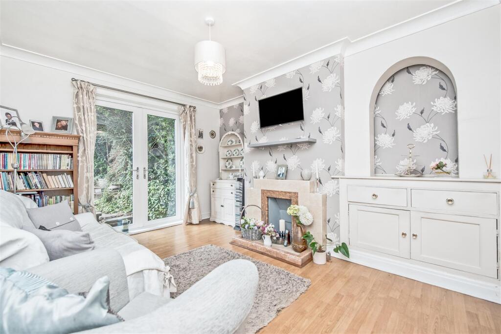House in Leeds, Hill Top, Sandford - View 4
