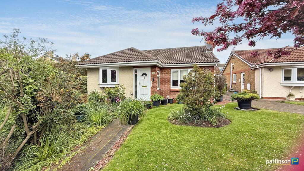 3 bedroom detached bungalow for sale in Campion Way, Ashington ...