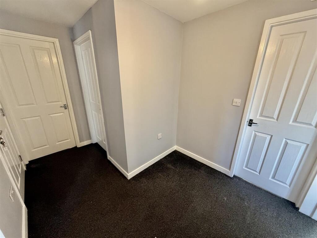 Apartment in Newcastle upon Tyne - View 3