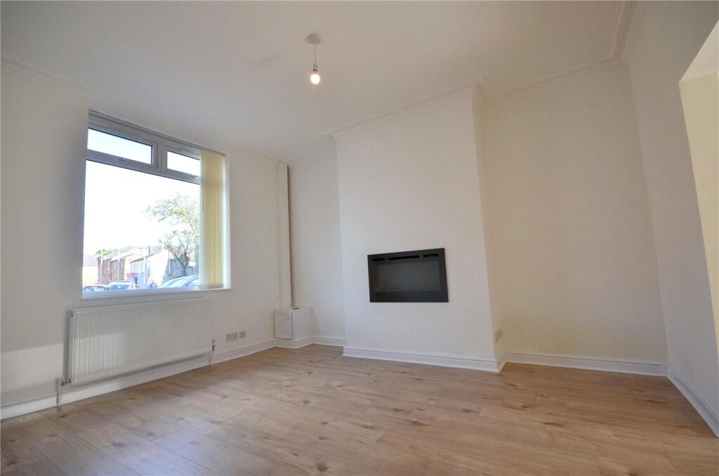 House in Salford, Greater Manchester - View 2