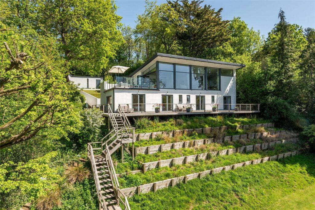 Main image of property: Reigate Road, Betchworth, Surrey, RH3